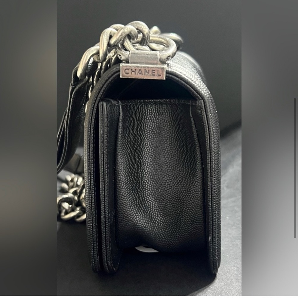 Authentic Chanel boy bag (23cm) - Picture 2 of 9